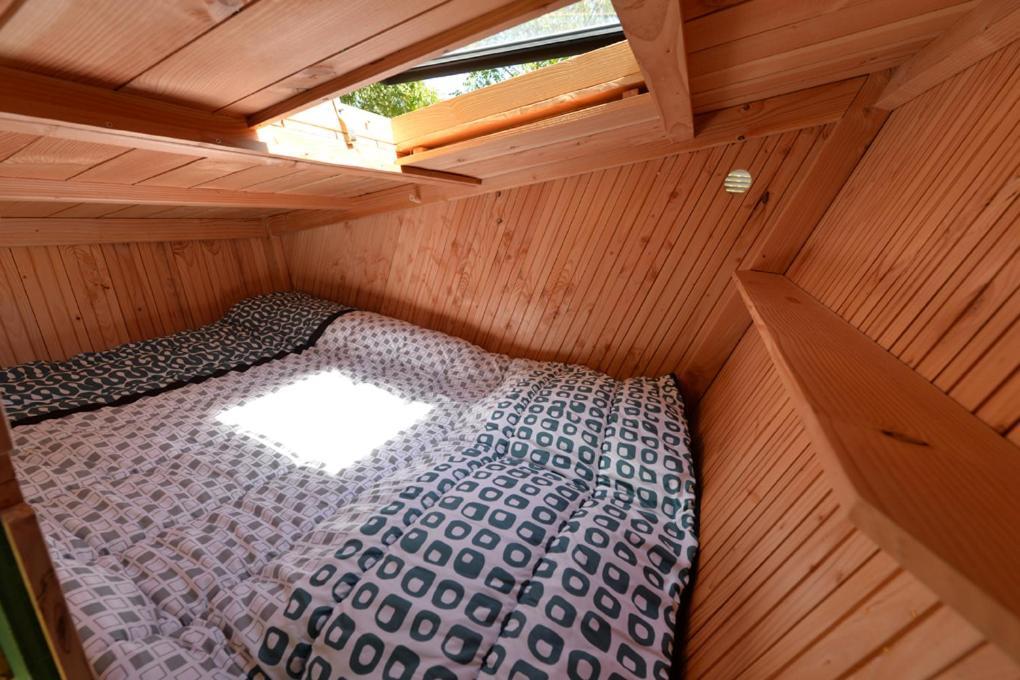 Municipal Tindio Campsite Arzon