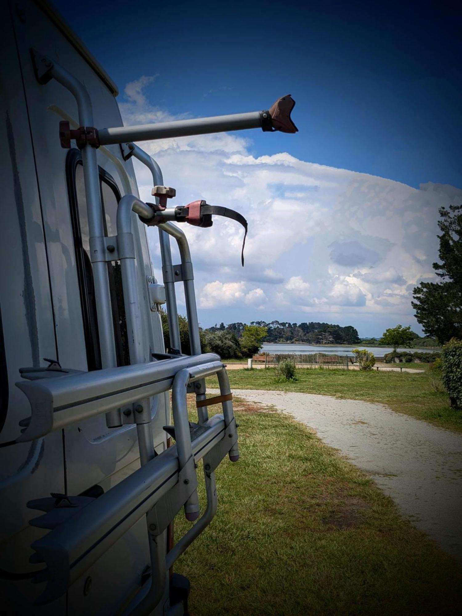 Municipal Tindio Campsite Arzon